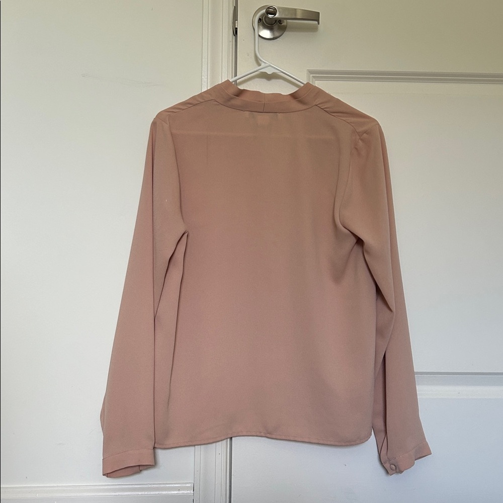 Forever 21 || Wilfred Soft Pink Button-Up Blouse - Picture 2 of 8